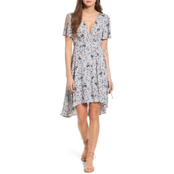 ASTR The Label floral print wrap dress - Picture 2 of 7